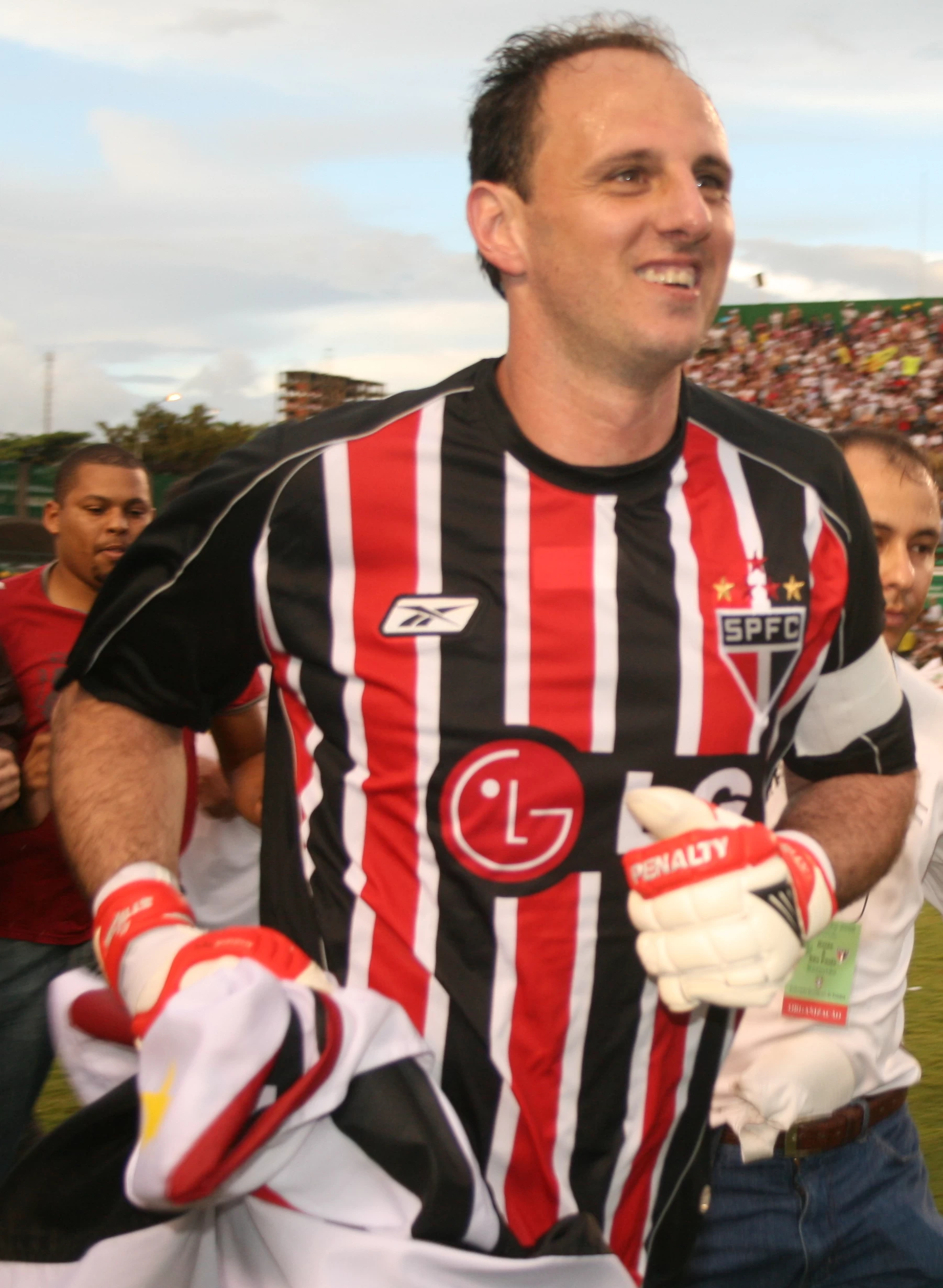 Ceni pelo São Paulo em 2008