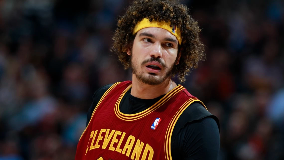 Varejão é o principal nome entre os brasileiros que jogaram na NBA (Foto: Reprodução/ Internet)